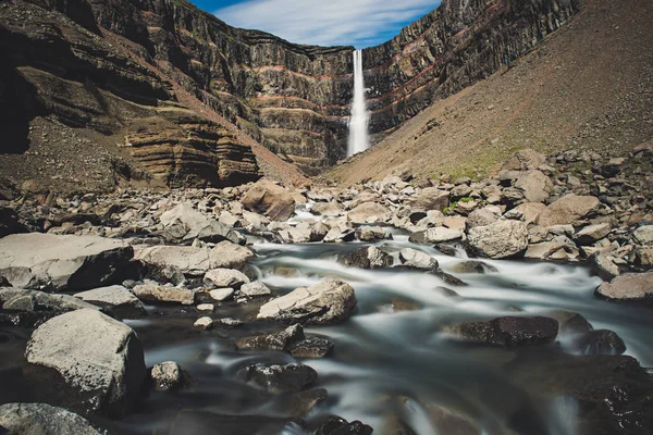 Hengifoss Cascade en Islande — Photo