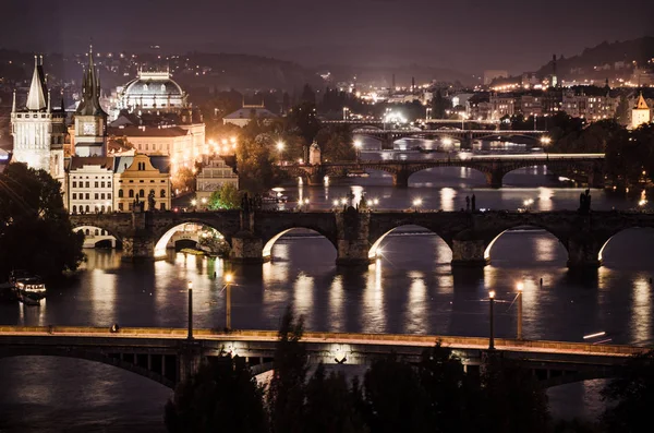 Praga de noche — Foto de Stock