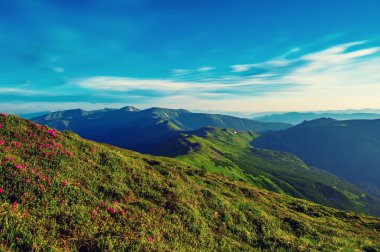 İnanılmaz dağ manzarası.