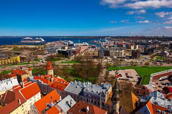 Blick auf das alte Tallinn — Stockfoto