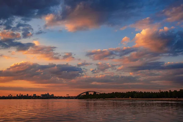 Sunset over Dnipro — Stock Photo, Image