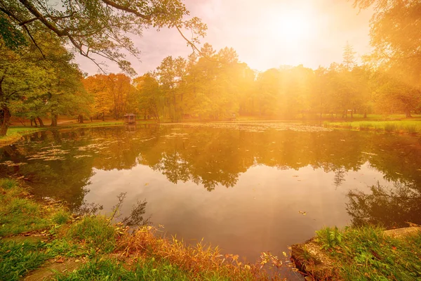 Güzel sonbahar manzarası — Stok fotoğraf