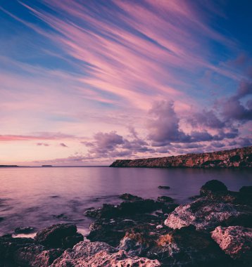 Denizde gün doğumu