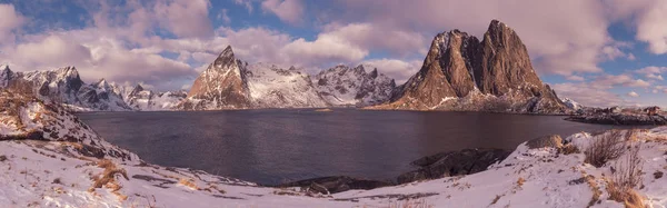 Hamnoy zimní panorama — Stock fotografie