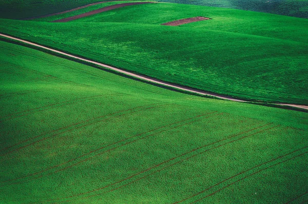 Ländliche Landschaft mit Straße — Stockfoto