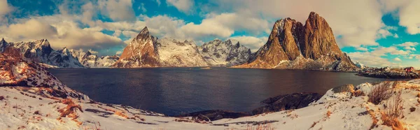 Hamnoy zimní panorama — Stock fotografie