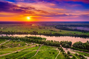 Kırsal yaz günbatımı