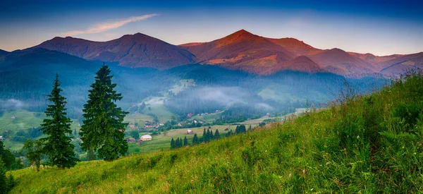 Horská úžasná krajina — Stock fotografie