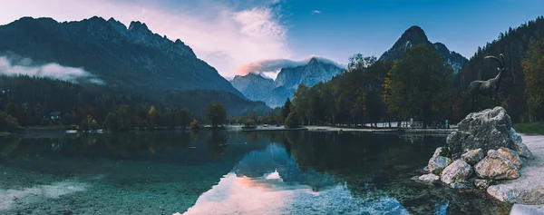 Jasné jezero, Slovinsko — Stock fotografie