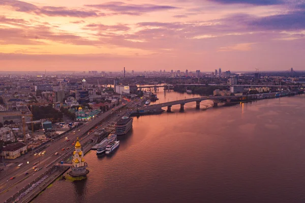 Pôr do sol sobre Dnipro — Fotografia de Stock