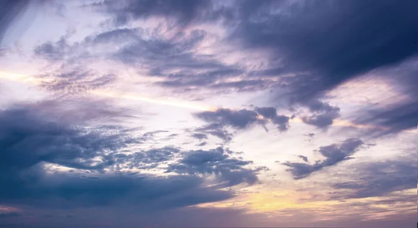 Pôr do sol céu padrão — Fotografia de Stock