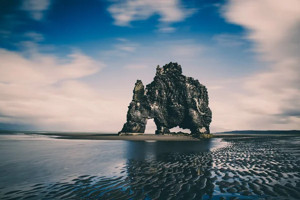 Roca Hvitserkur en Islandia —  Fotos de Stock
