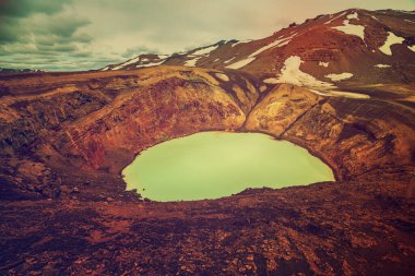 Viti sülfür gölü