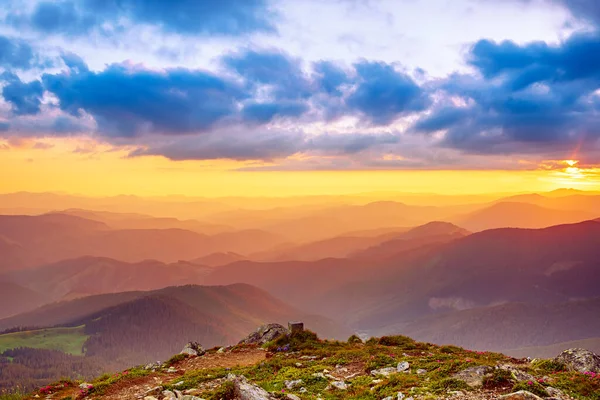 Úžasná horská krajina — Stock fotografie