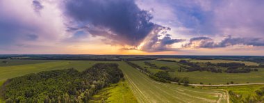 Kırsal yaz günbatımı