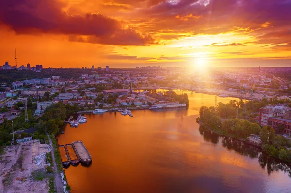 Pôr do sol sobre Dnipro — Fotografia de Stock