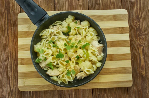 Salsa Verde Chicken Pasta close up