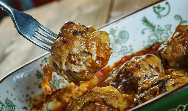 Meatball Sub Casserole, super easy casserole dish that tastes like a meatball sub but in casserole form.