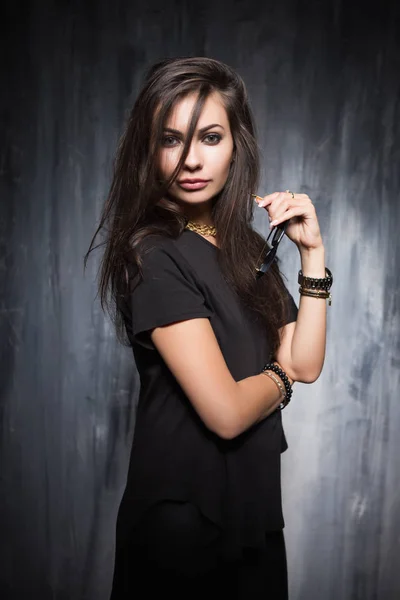 Young Brunette Black Clothes Posing Gray Wall — Stock Photo, Image