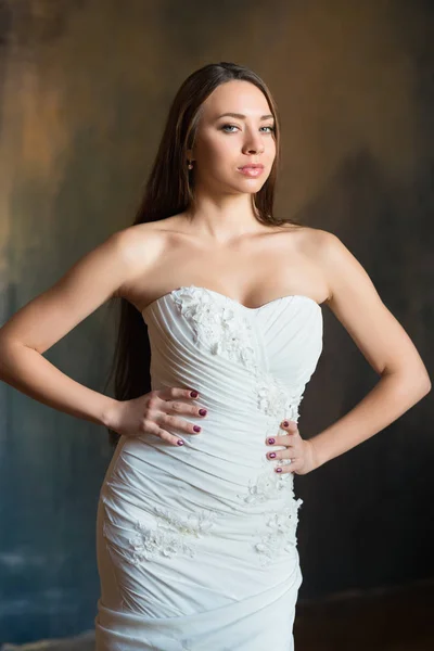 Portrait Sexy Young Bride Posing Wedding Dress Front Grungy Wall — Stock Photo, Image