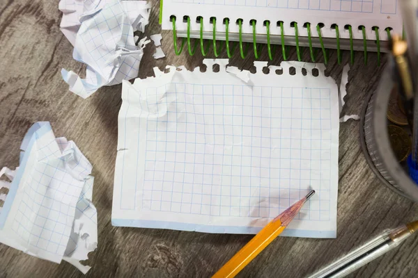Notepad Writing Utensils Lying Disarray — Stock Photo, Image
