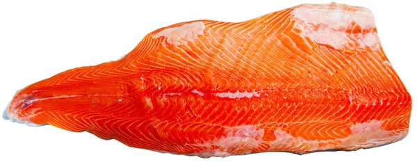Filete de salmón crudo sobre fondo blanco — Foto de Stock
