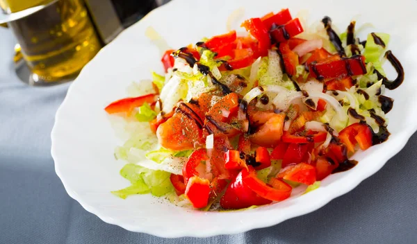 Piatto di insalata a basso contenuto calorico — Foto Stock