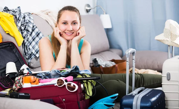 Woman getting ready for holidays — Stock Photo, Image