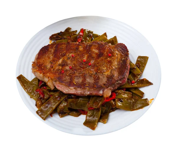 Beef entrecote with green beans and pepper — Stock Photo, Image