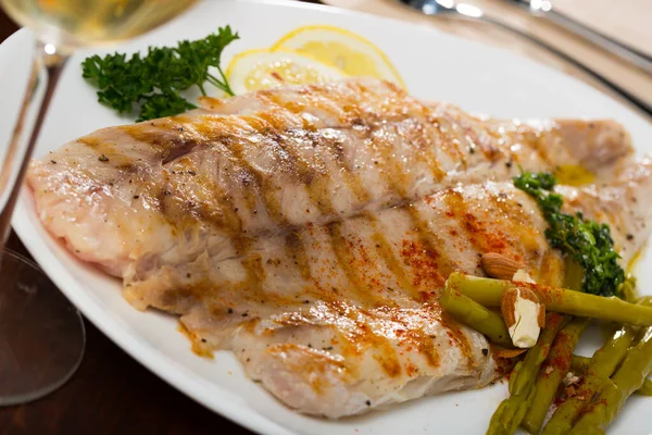 Roasted sea perch fillet — Stock Photo, Image