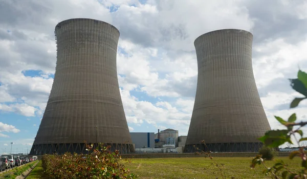 Vista de la central nuclear — Foto de Stock