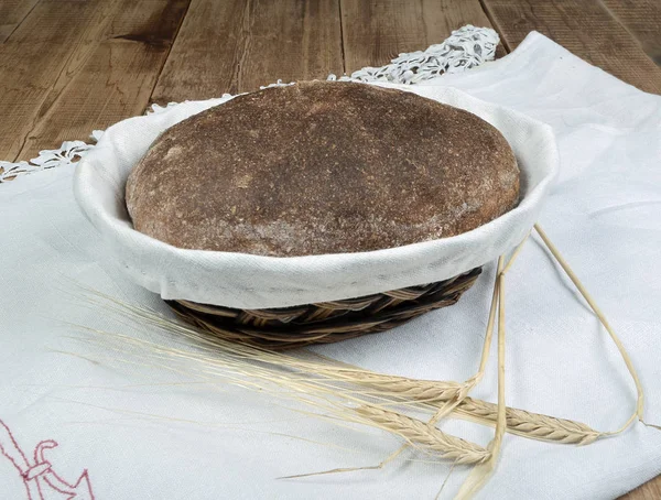 Tradiční Domácí Chléb Koši Klásky Textilní Ubrus — Stock fotografie