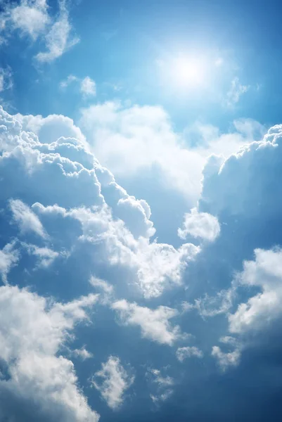 Глубокое Голубое Небо Солнце Состав Природы — стоковое фото