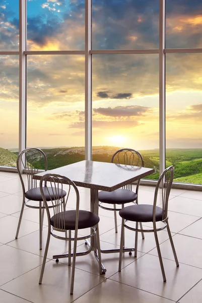 Bord Stolar Och Naturen Mountain Sunset Restaurang Del Konstruktion — Stockfoto