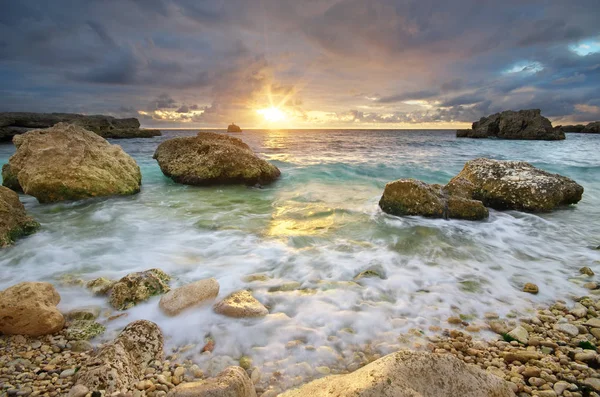 Όμορφη Θαλασσογραφία Ηλιοβασίλεμα Στη Θάλασσα Σύνθεση Της Φύσης — Φωτογραφία Αρχείου
