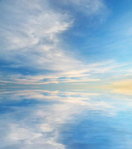 Céu Fundo Reflexão Água Elemento Projeto — Fotografia de Stock