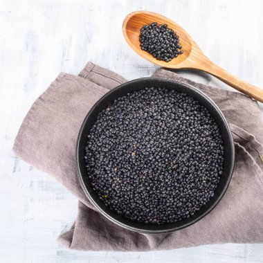 Siyah havyar mercimek tohumları. Üstten görünüm