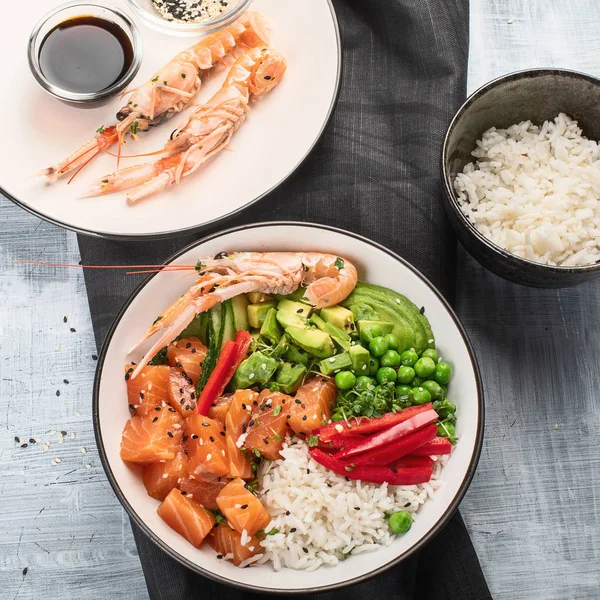 Hawaiian ahi somon poke kase