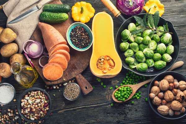 Ingredientes Frescos Para Uma Cozinha Saudável — Fotografia de Stock