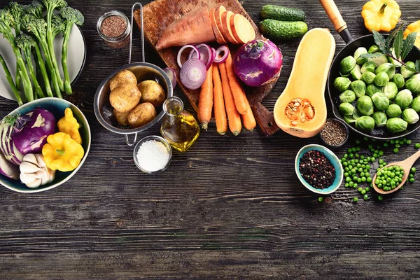 Ingredientes Frescos Para Uma Cozinha Saudável — Fotografia de Stock