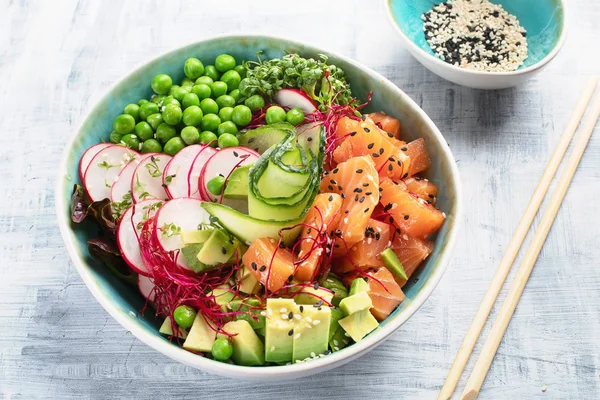 Raw Organic Ahi Salmón Poke Bowl —  Fotos de Stock