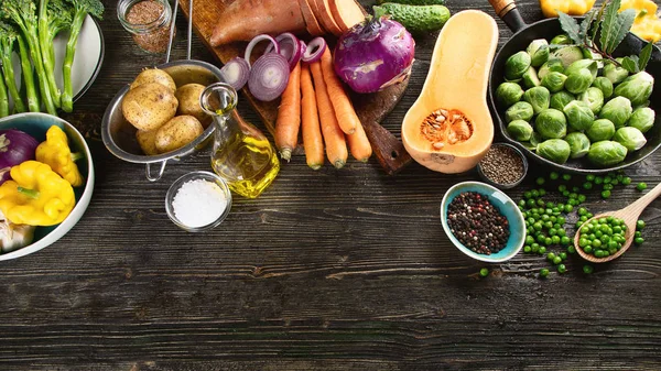 Bodegón Ingredientes Frescos Para Una Cocina Saludable Sobre Fondo Rústico — Foto de Stock