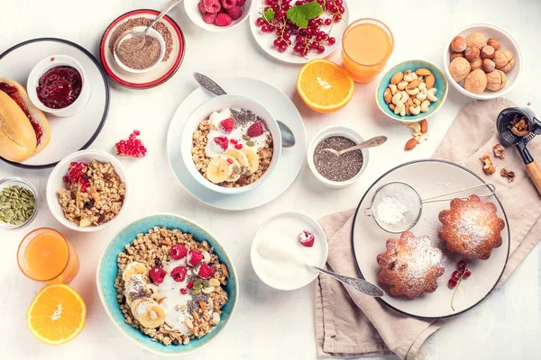 Top View Ορεκτικό Πρωινό Συστατικών Άσπρο Φόντο — Φωτογραφία Αρχείου