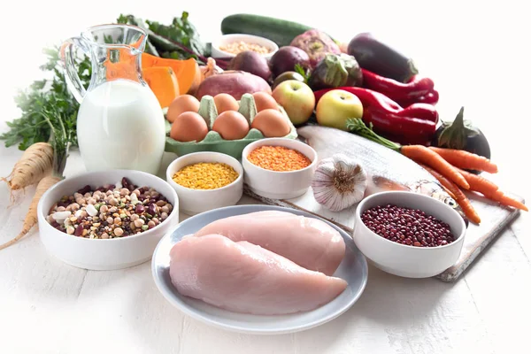 Anordnung Der Produkte Für Ausgewogene Ernährung Gesundes Kochkonzept — Stockfoto