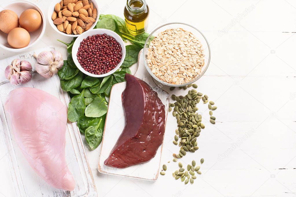 top view of arrangement of foods High in Selenium, healthy diet concept