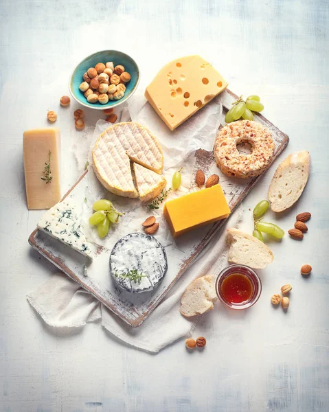 Different Kinds Cheeses Top View Flat Lay — Stock Photo, Image