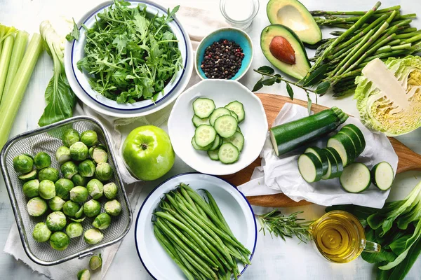 Κάτοψη Των Πράσινων Λαχανικών Ορεκτικά Για Υγιεινό Μαγείρεμα Για Χορτοφάγους — Φωτογραφία Αρχείου