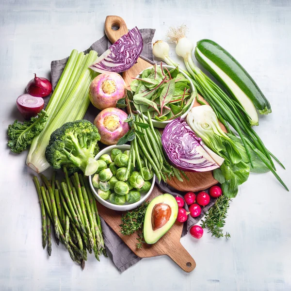 Vista Elevada Verduras Sabrosas Para Una Cocina Saludable Mesa — Foto de Stock