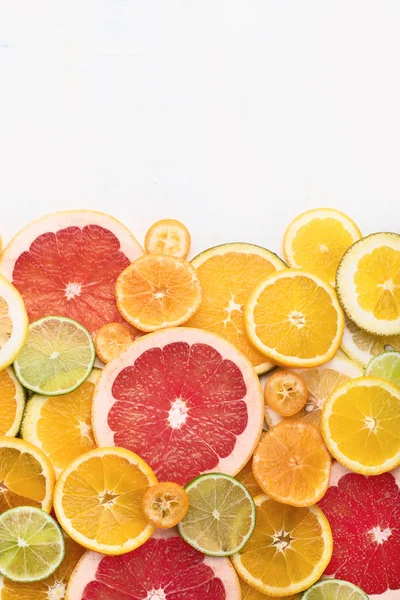 Fresh Citrus Fruits Slices Colorful Background Copy Space — Stock Photo, Image