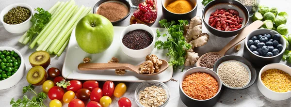 Vegetables Fruit Grain Superfoods Vegan Vegetarian Eating Clean Eating Detox — Stock Photo, Image